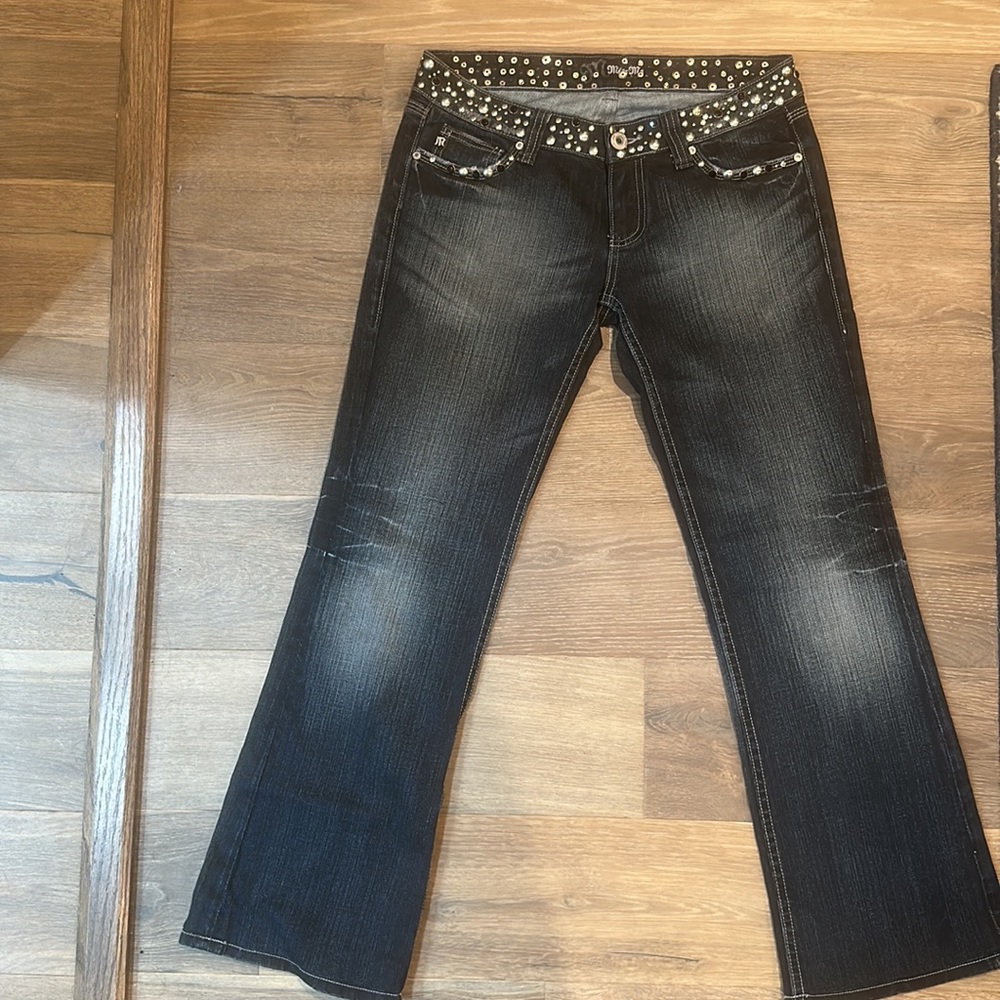 EUC Miss Me Black wash Jeans